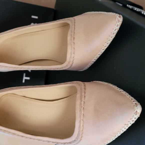 Tahari womens high heels - Picture 3 of 7